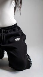 BLACK MIDNIGHT SWEATPANTS [UNISEX]