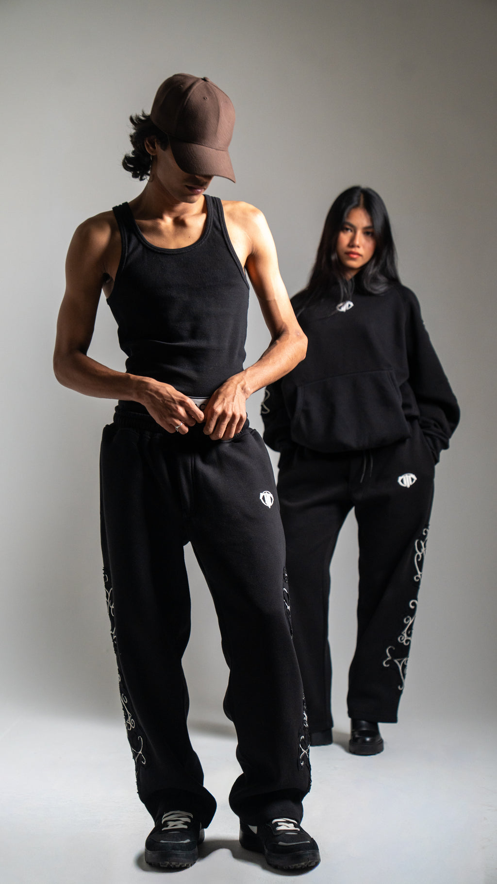 BLACK MIDNIGHT SWEATPANTS
