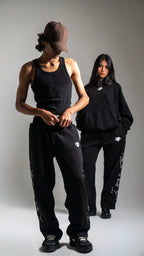 BLACK MIDNIGHT SWEATPANTS [UNISEX]