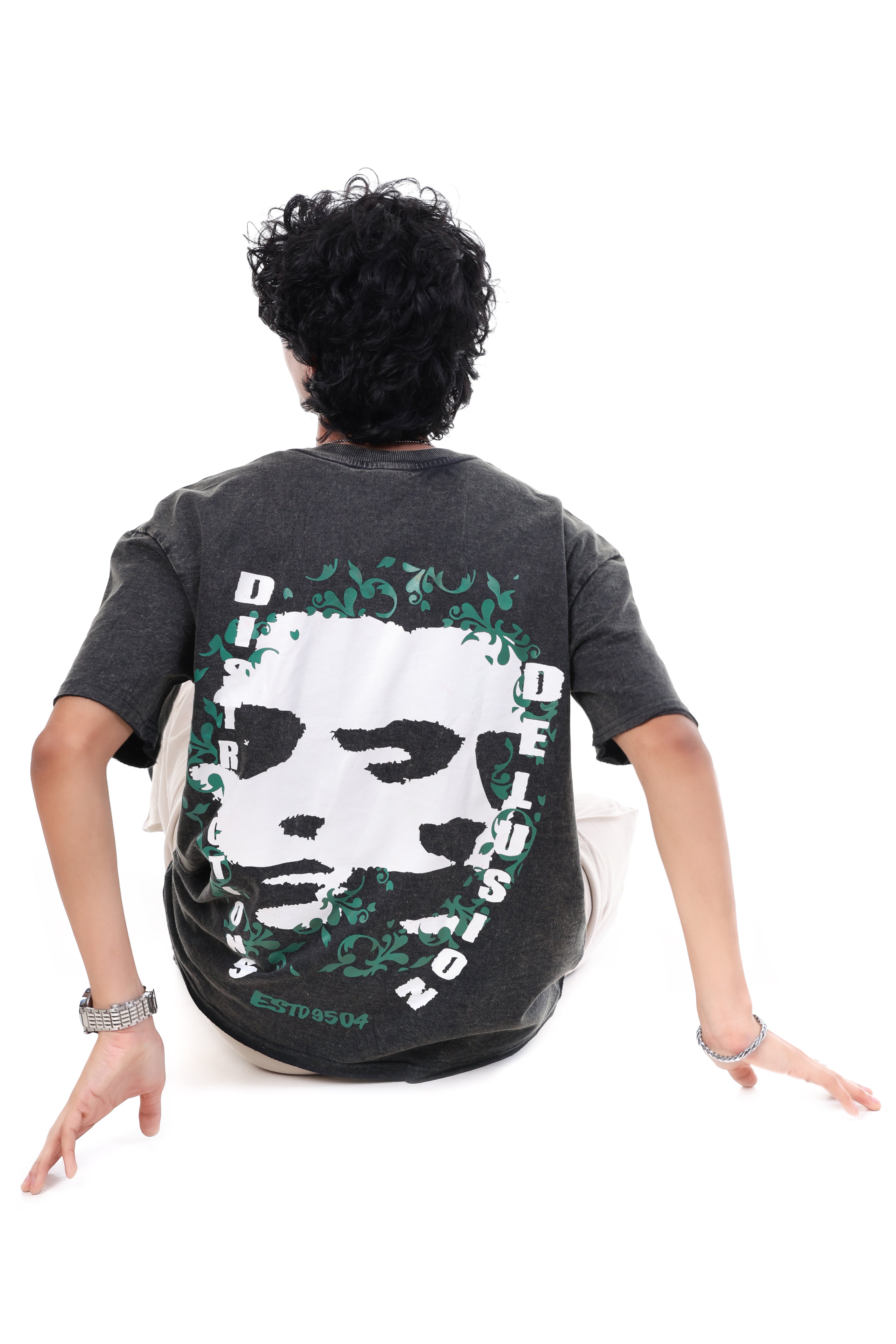 ACID WASH DSTRCTD IN DLUSION T-SHIRT