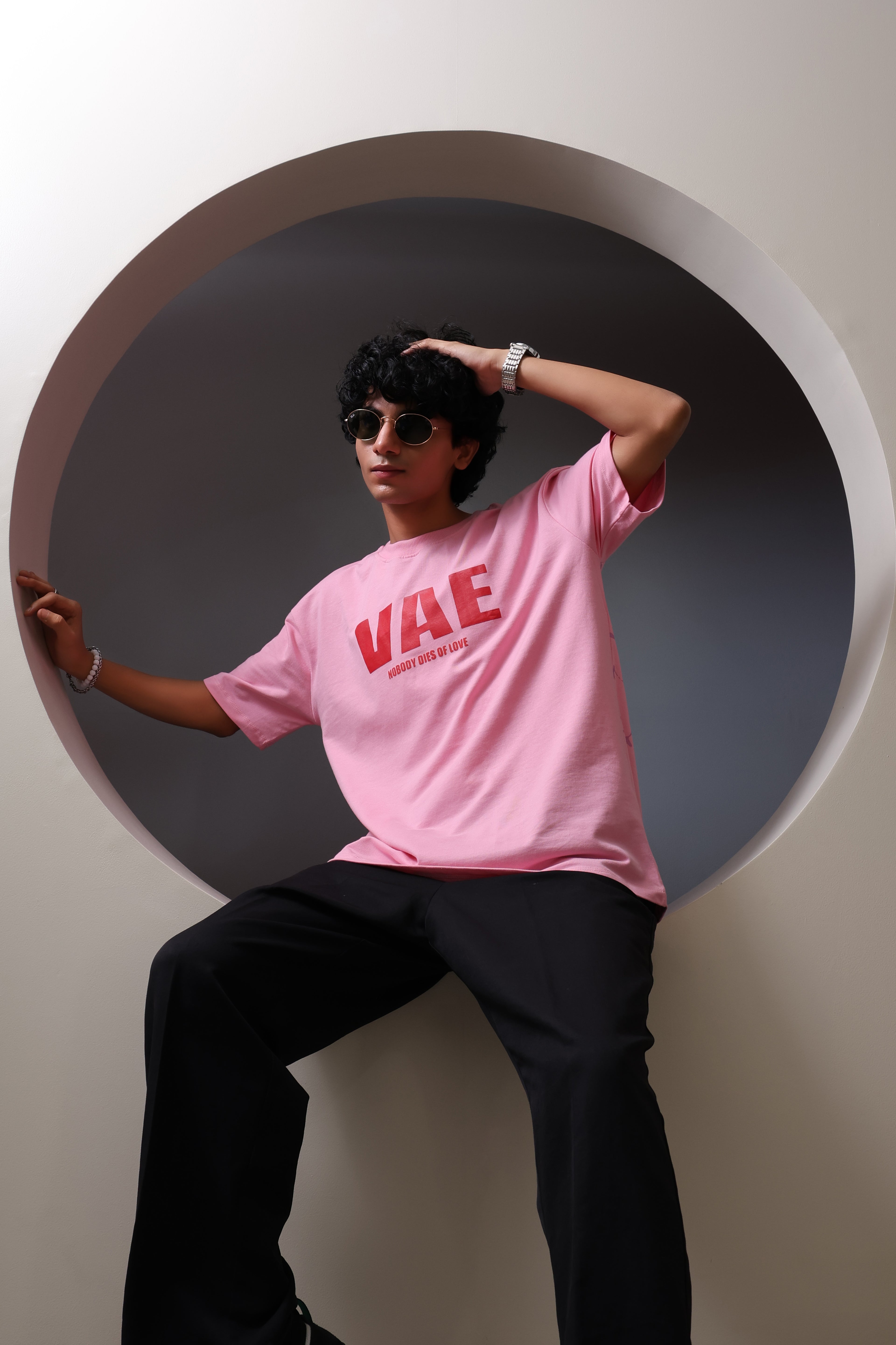 PINK LOVE LOGGED OUT T-SHIRT